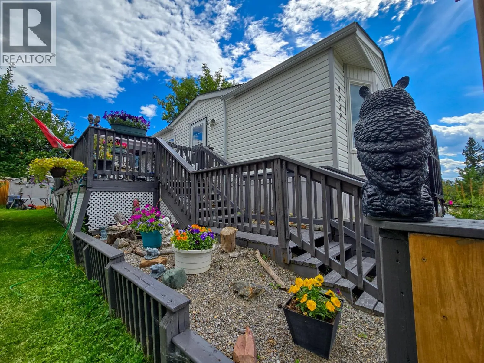 4789 Riverview Drive