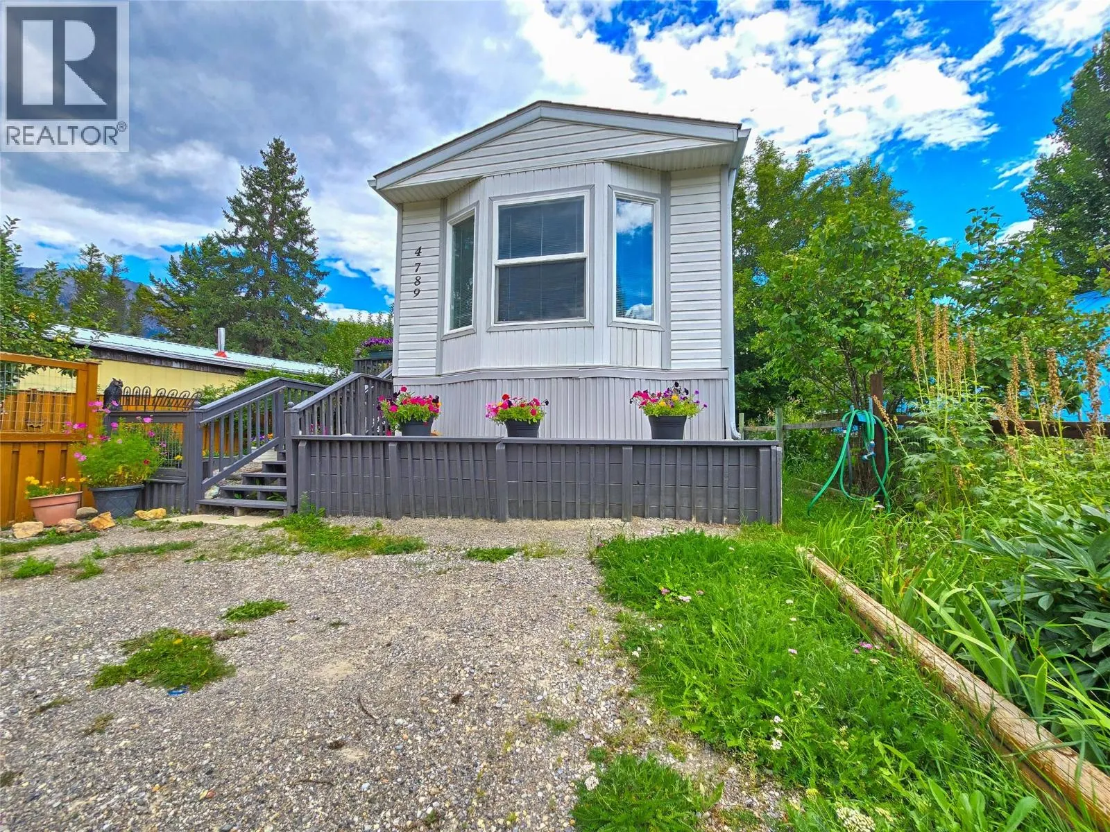4789 Riverview Drive