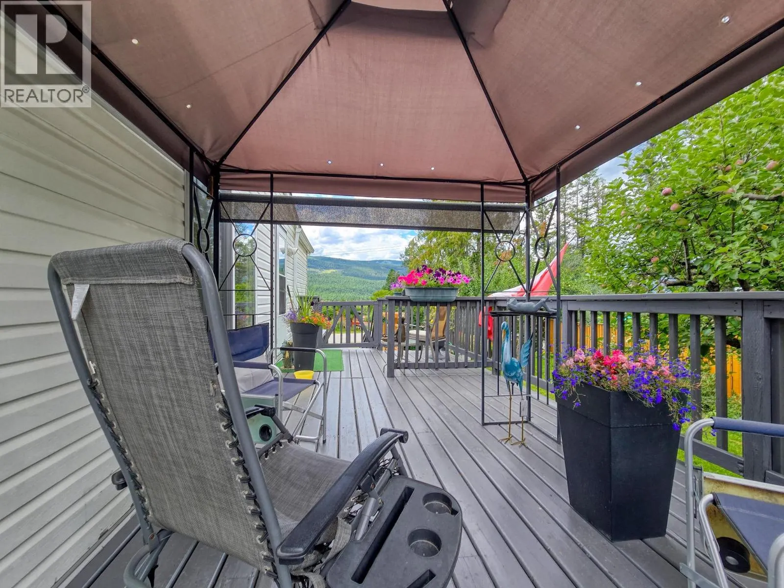 4789 Riverview Drive