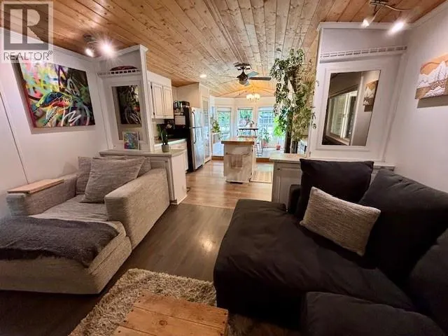 1442 Illecillewaet Road Unit# 7