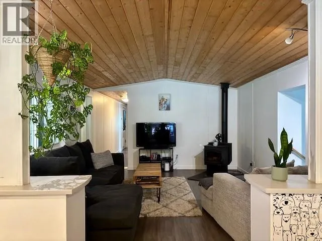 1442 Illecillewaet Road Unit# 7