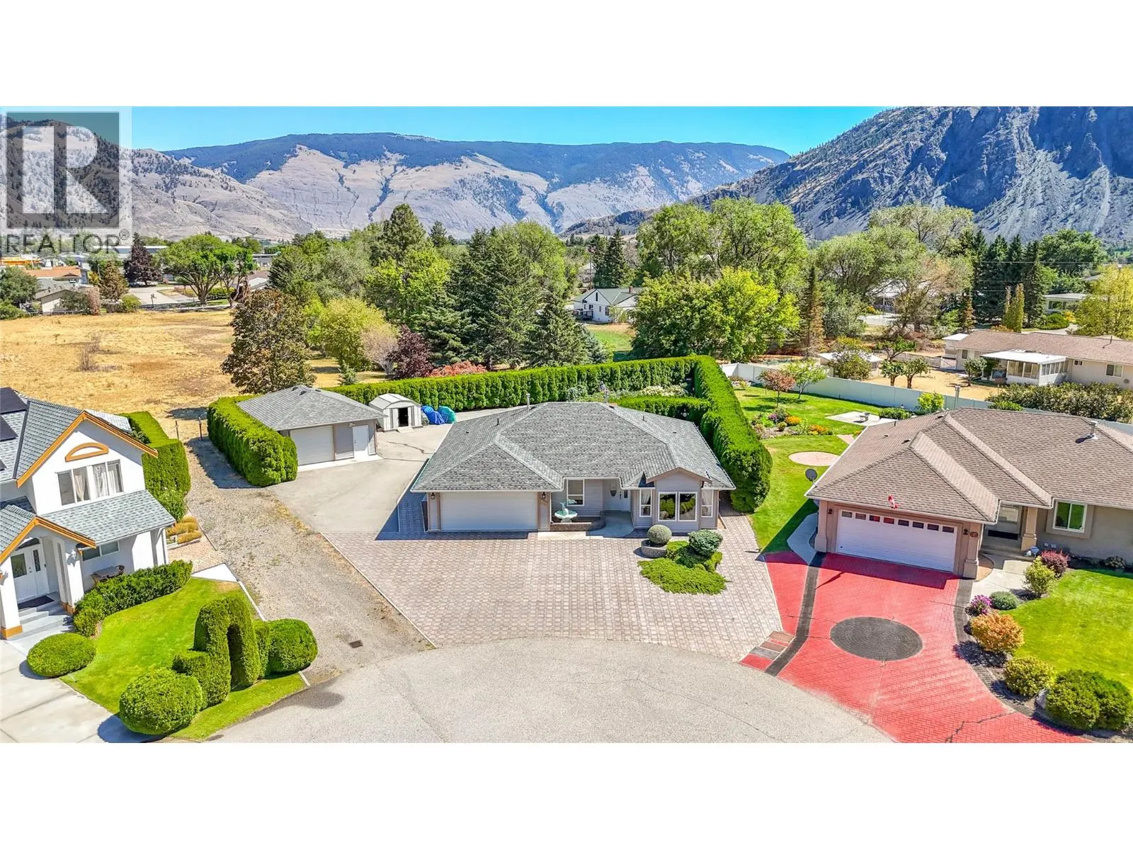 517 Vanderlinde Drive