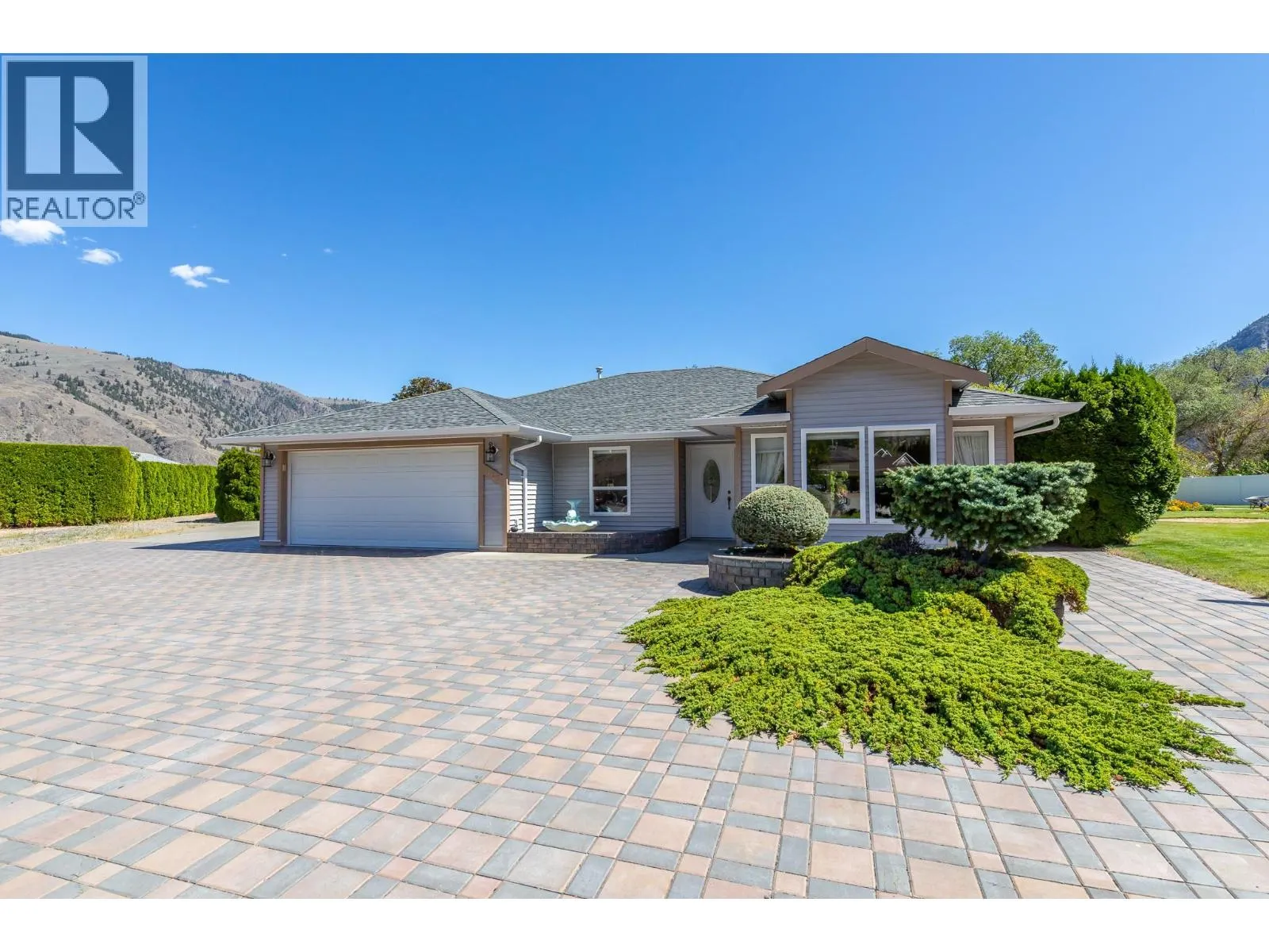 517 Vanderlinde Drive