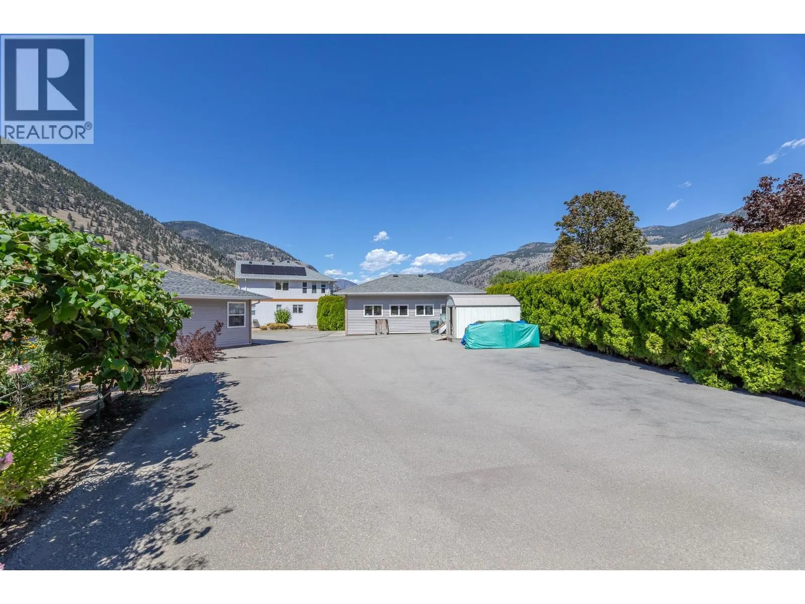 517 Vanderlinde Drive