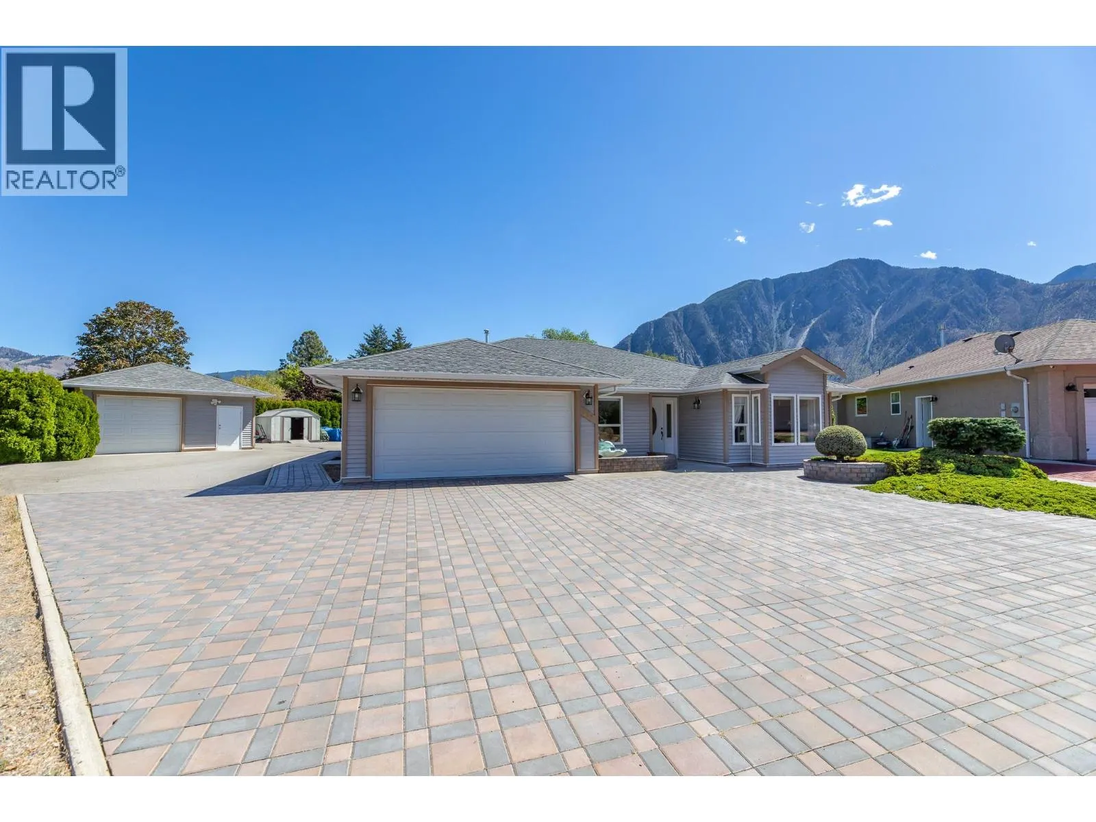 517 Vanderlinde Drive