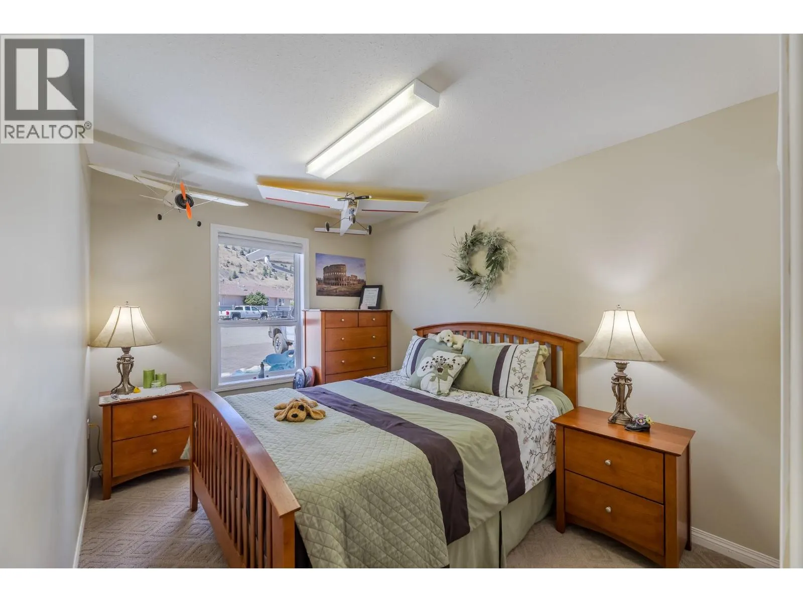 517 Vanderlinde Drive