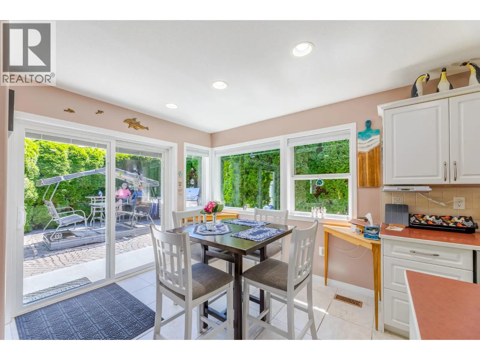 517 Vanderlinde Drive