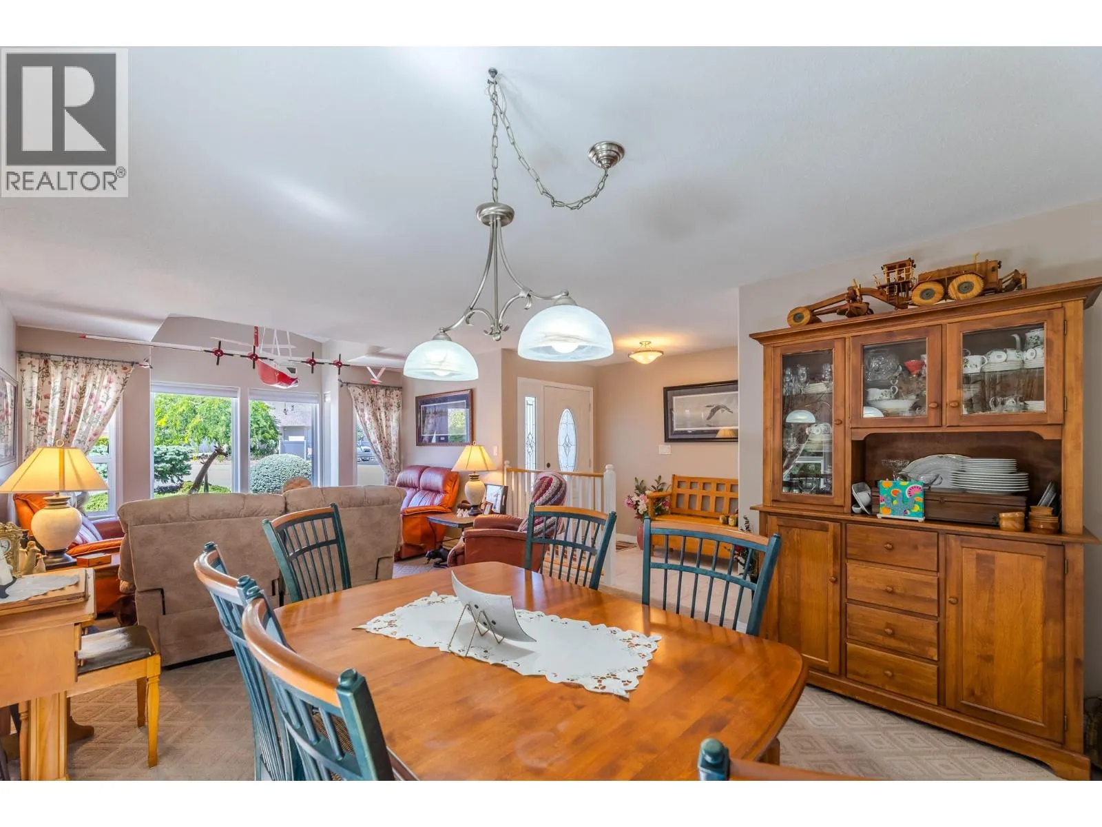 517 Vanderlinde Drive