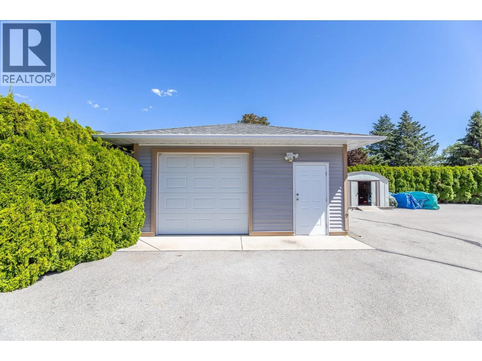 517 Vanderlinde Drive