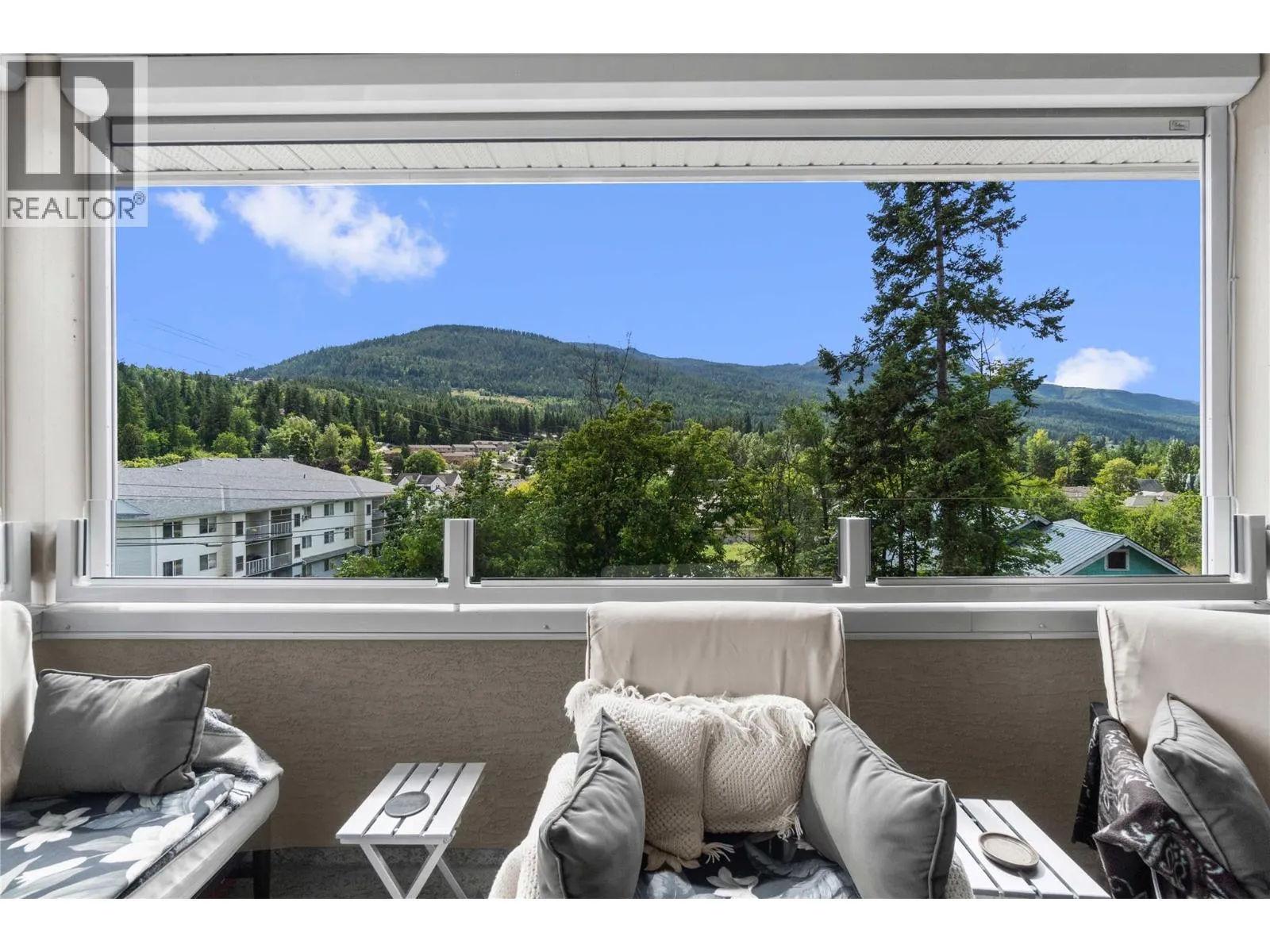 611 Shuswap Street SW Unit# 203