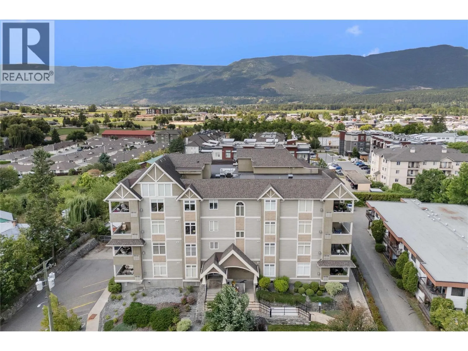 611 Shuswap Street SW Unit# 203