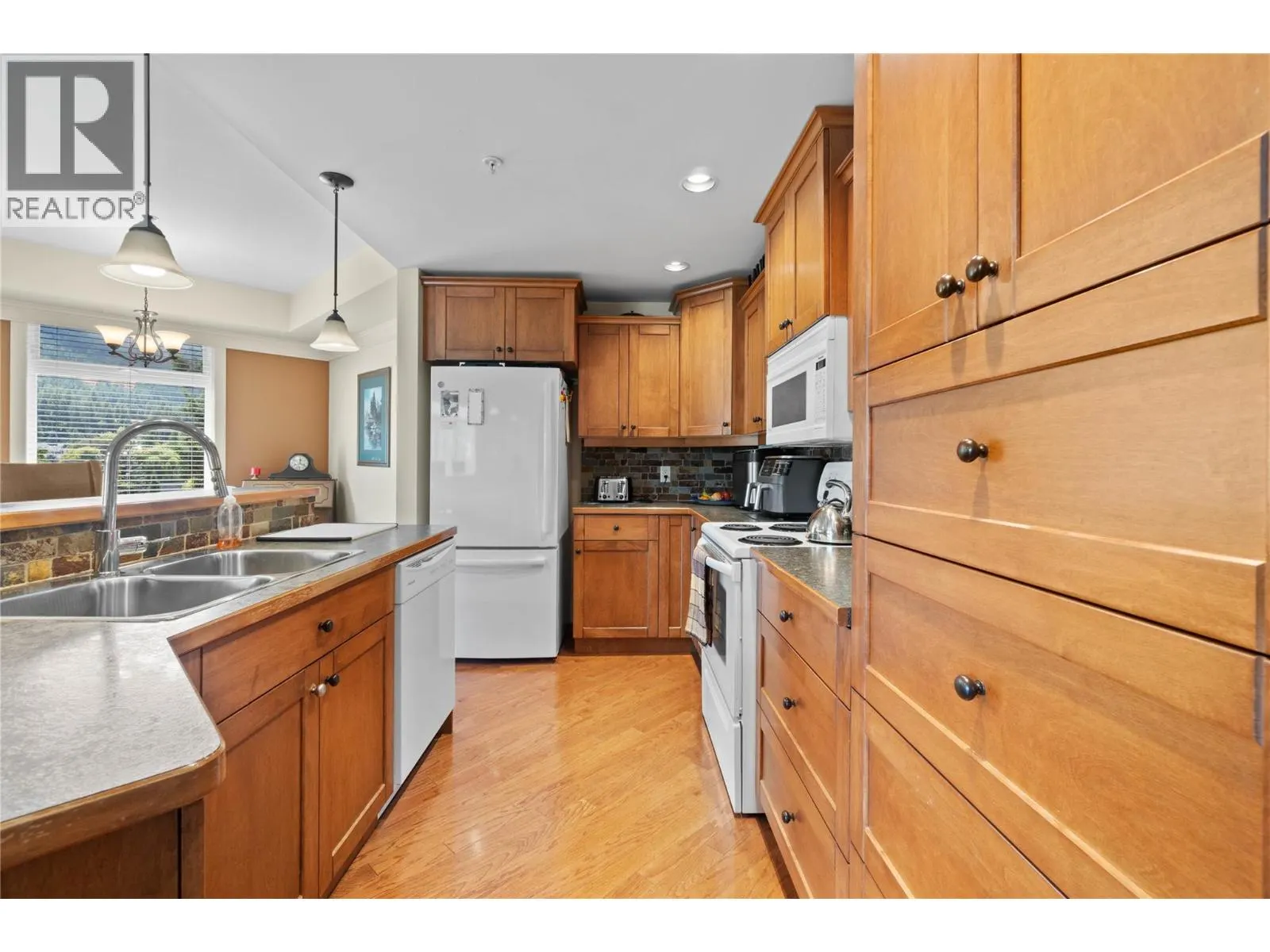 611 Shuswap Street SW Unit# 203