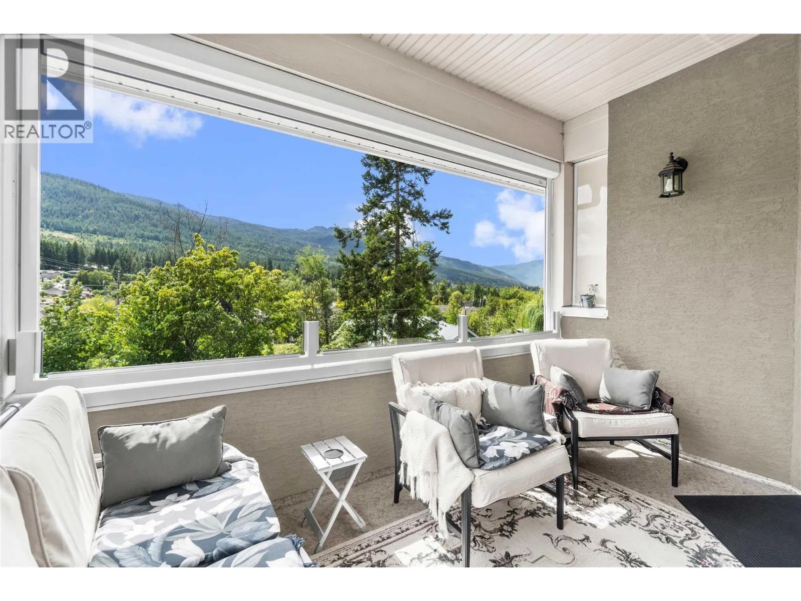 611 Shuswap Street SW Unit# 203