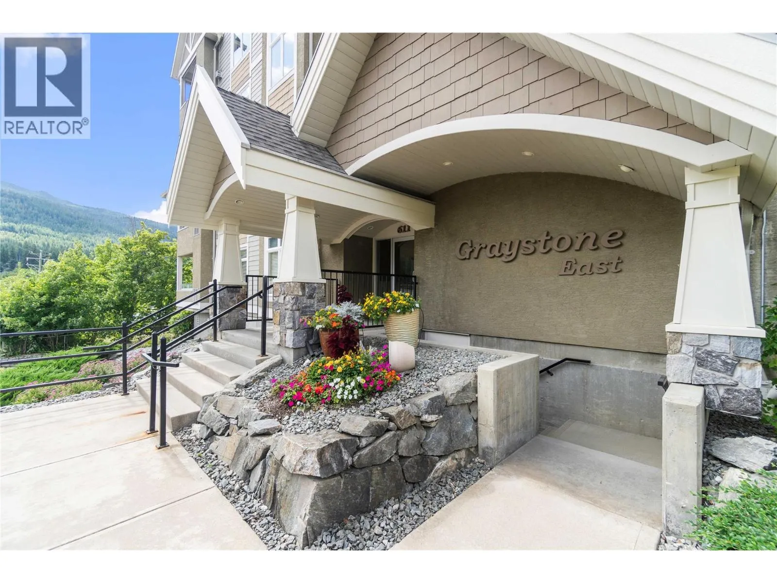 611 Shuswap Street SW Unit# 203