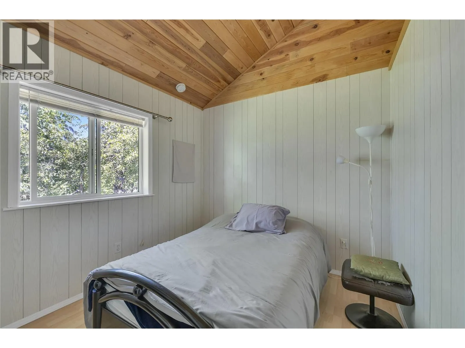 6055 Kettle River Forest Service Road E