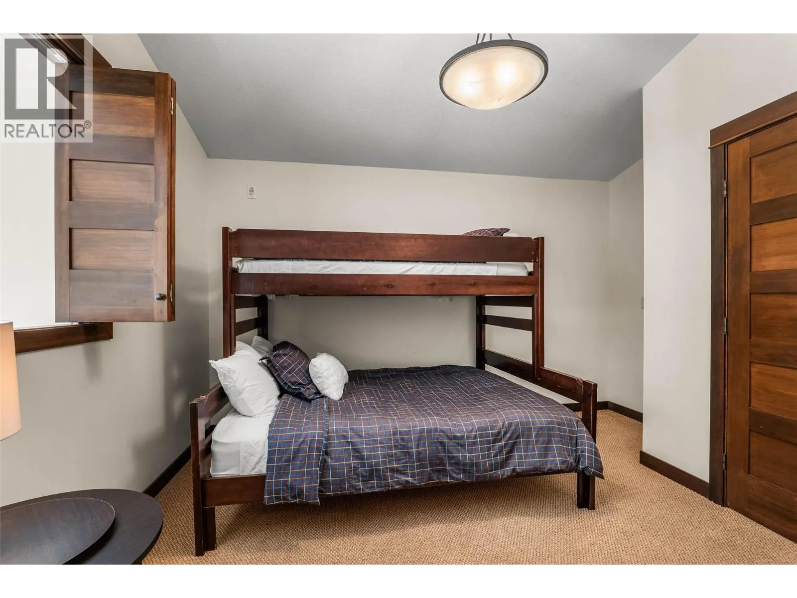 5005 Valley Drive Unit# 54