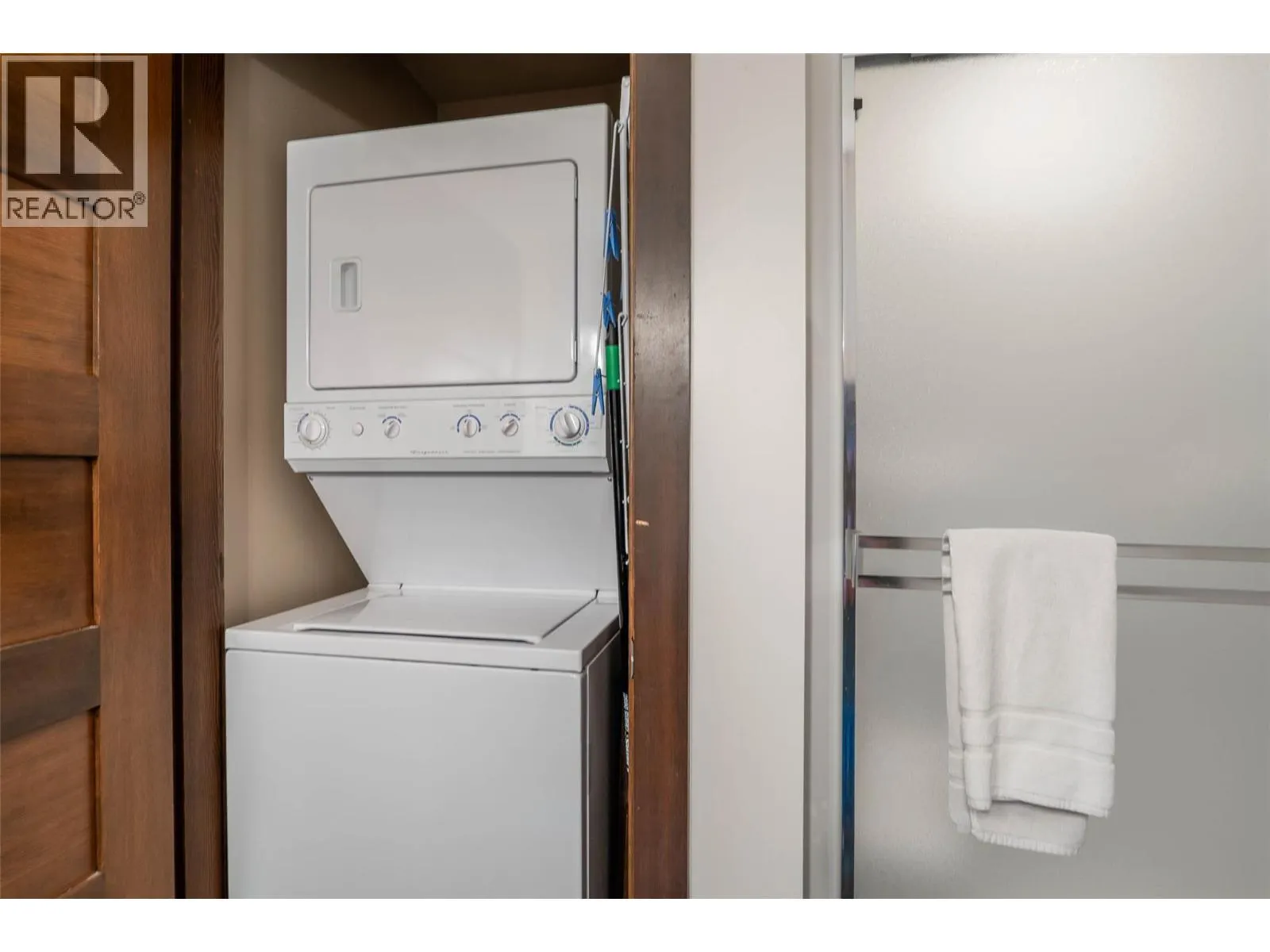 5005 Valley Drive Unit# 54