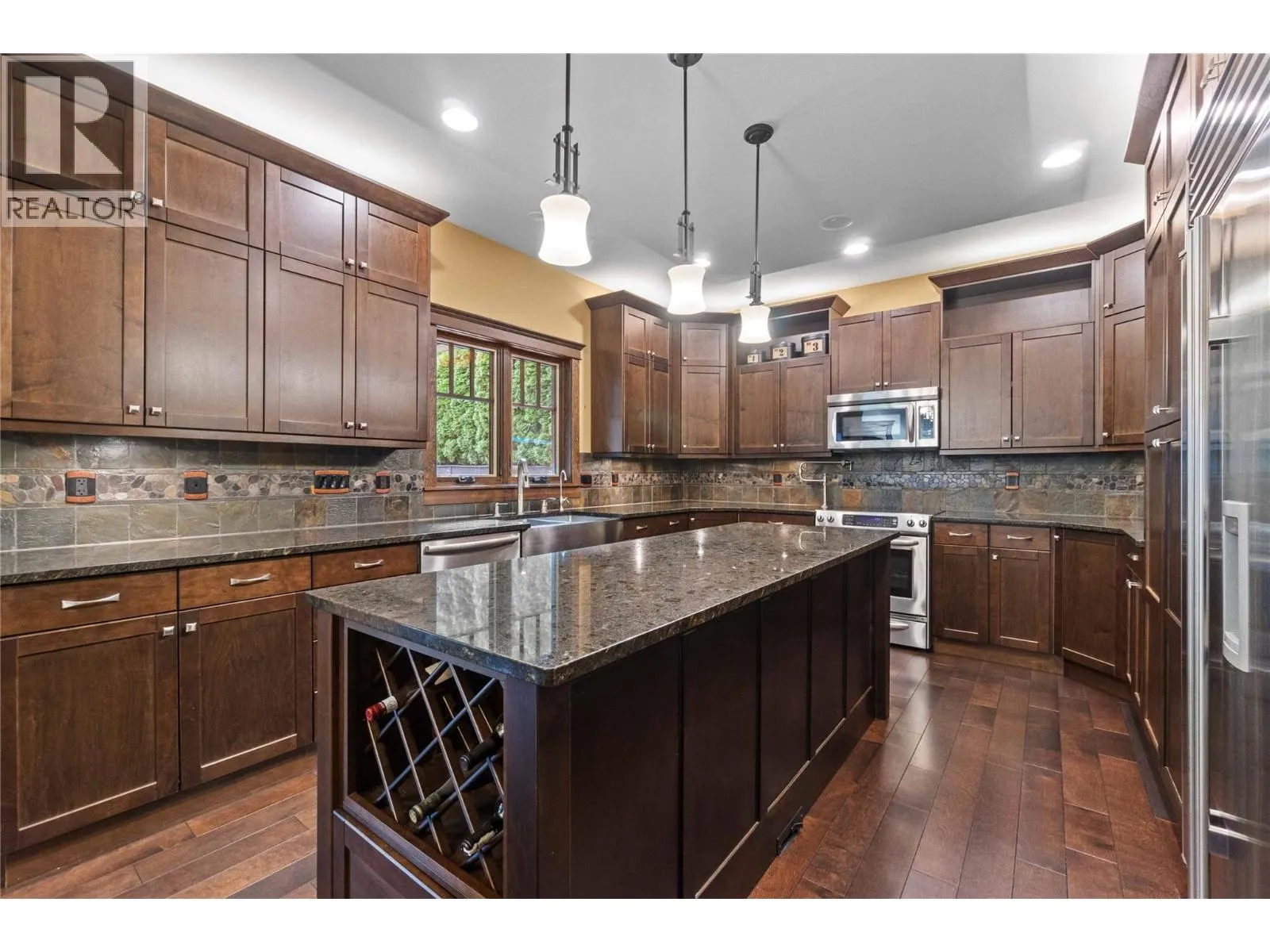45 Montcalm Crescent