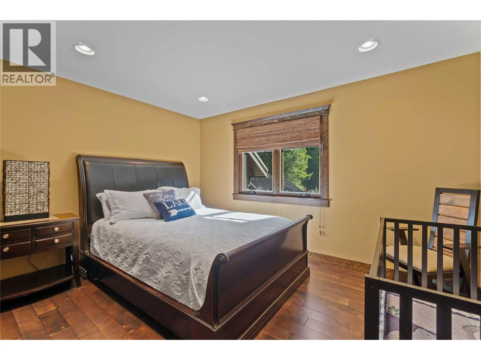 45 Montcalm Crescent
