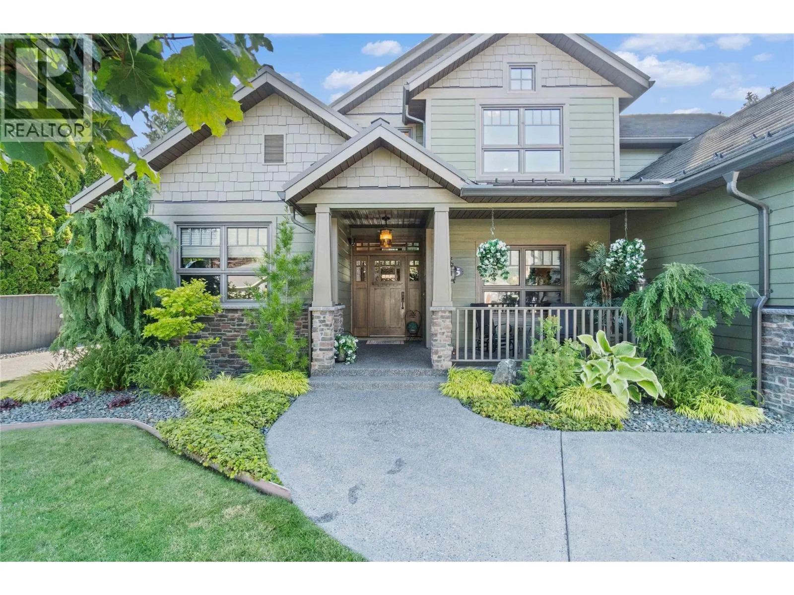 45 Montcalm Crescent