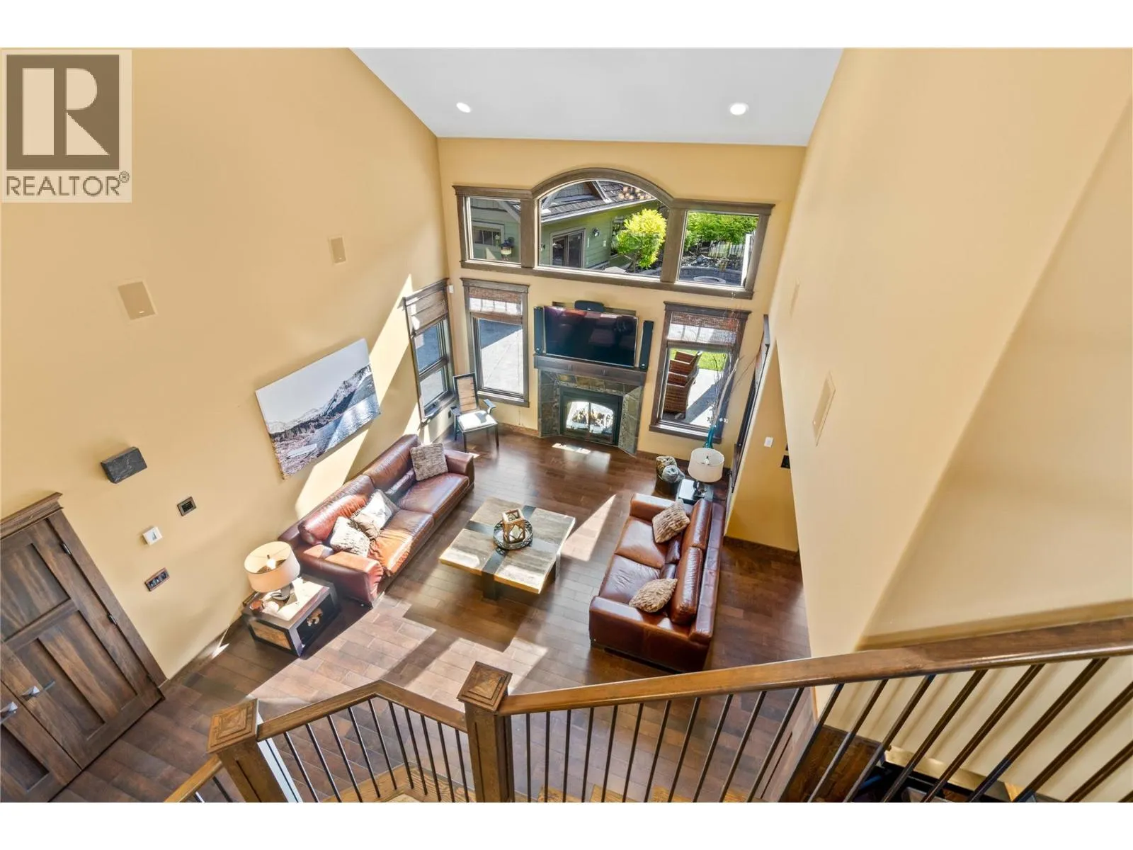 45 Montcalm Crescent