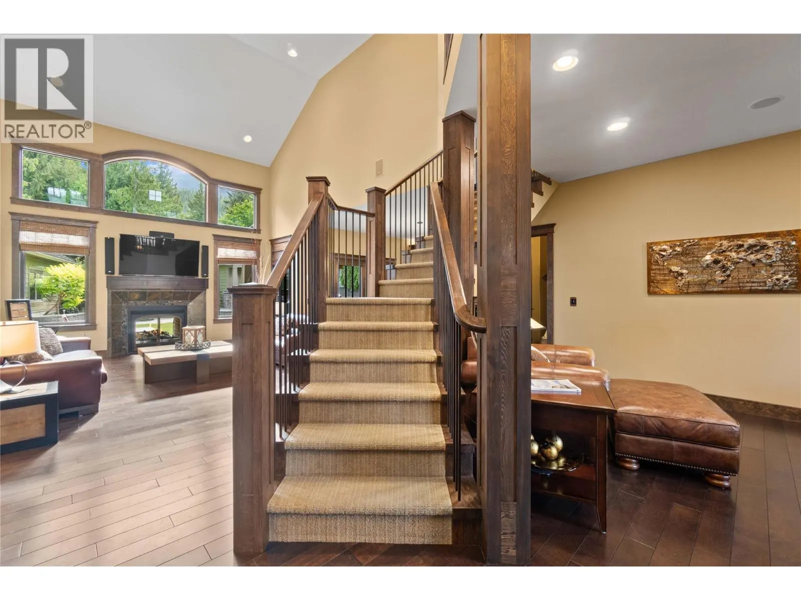 45 Montcalm Crescent