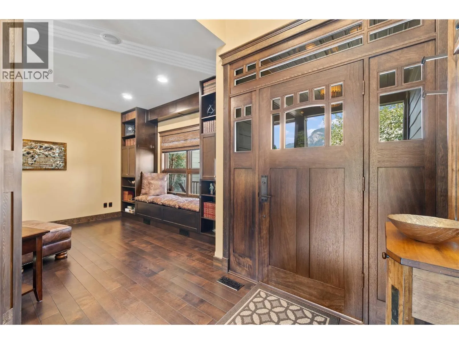 45 Montcalm Crescent