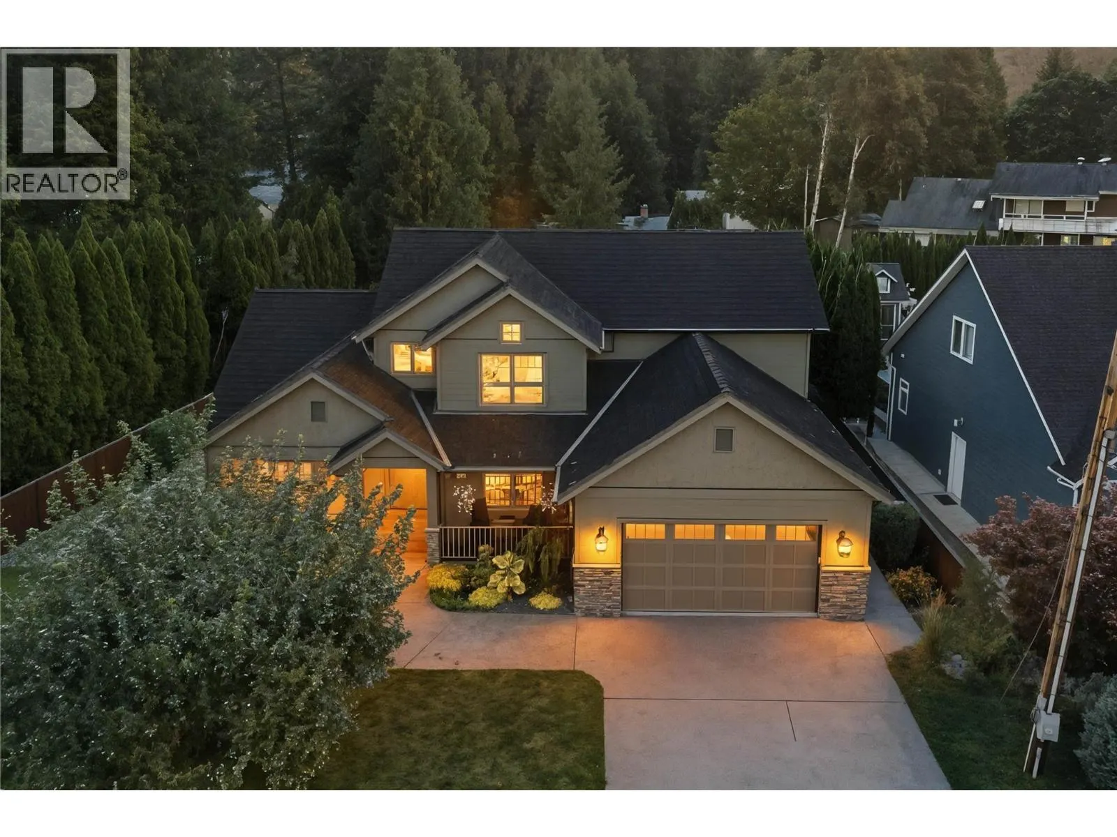 45 Montcalm Crescent