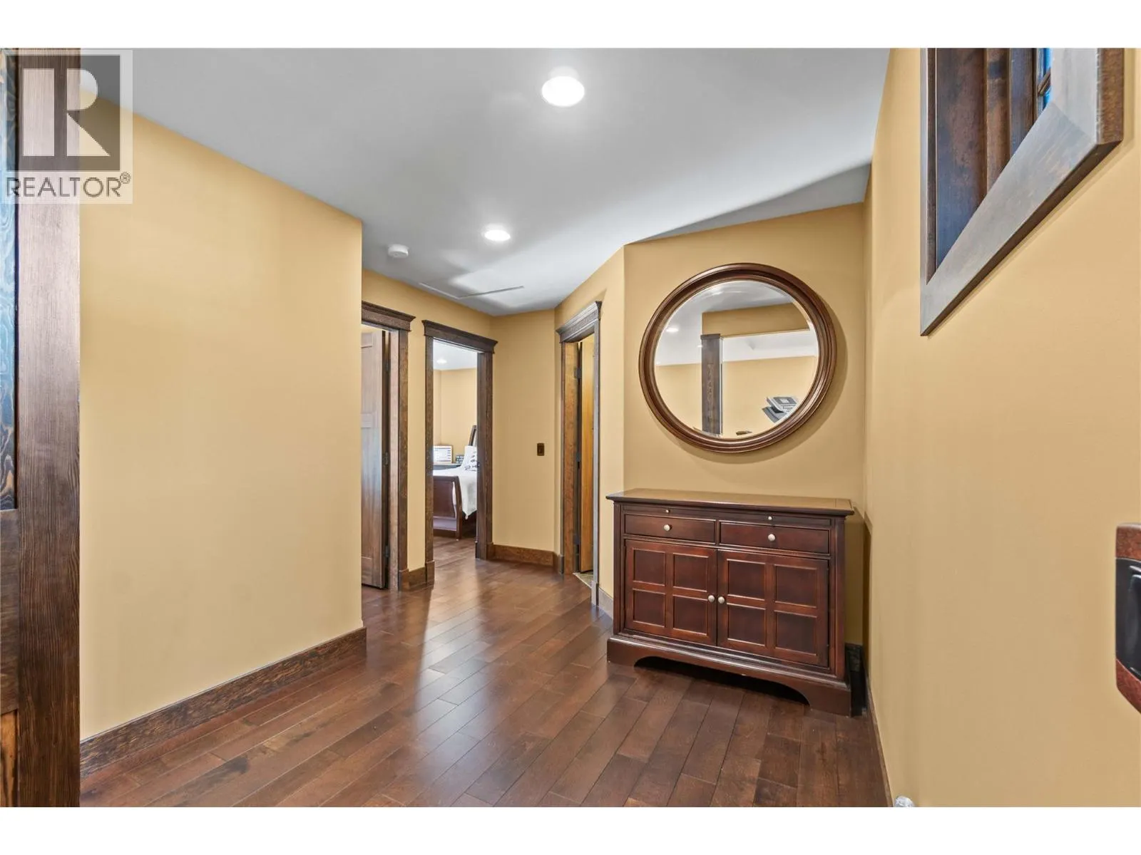 45 Montcalm Crescent