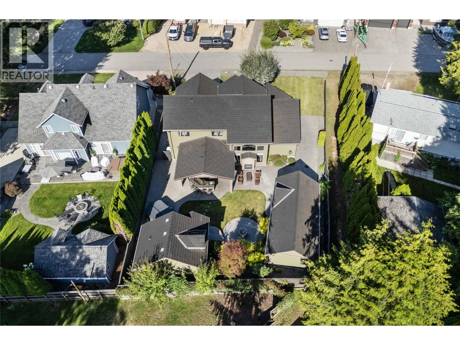 45 Montcalm Crescent