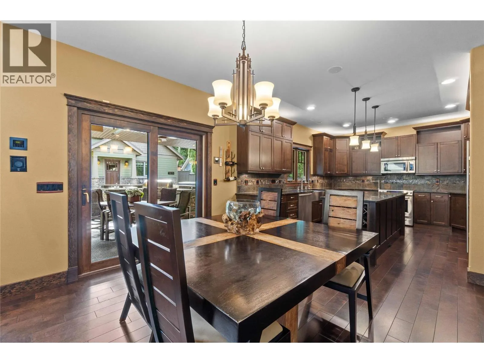 45 Montcalm Crescent