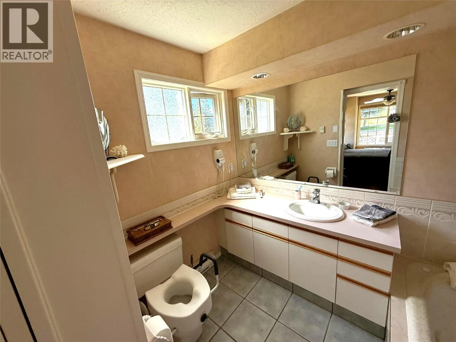 5155 Fairway Drive Unit# 701