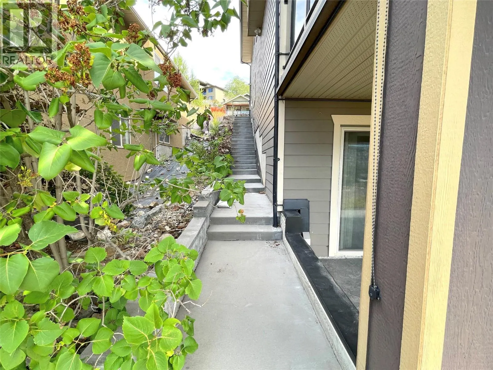 1347 Wilmot Avenue