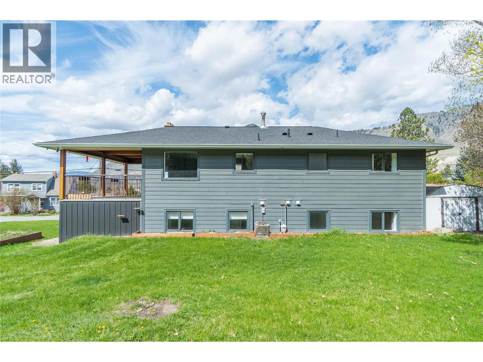 2125 Crescent Drive