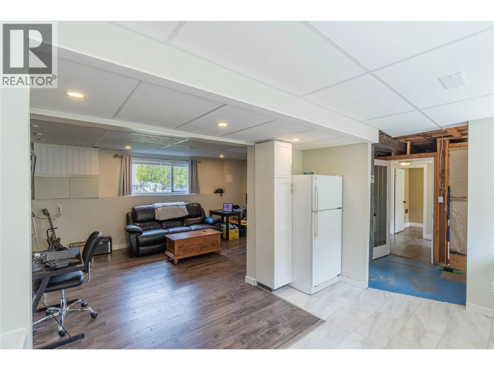 2125 Crescent Drive