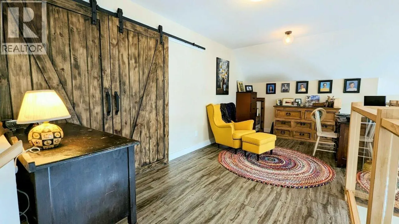527 FOREST CROWNE Drive