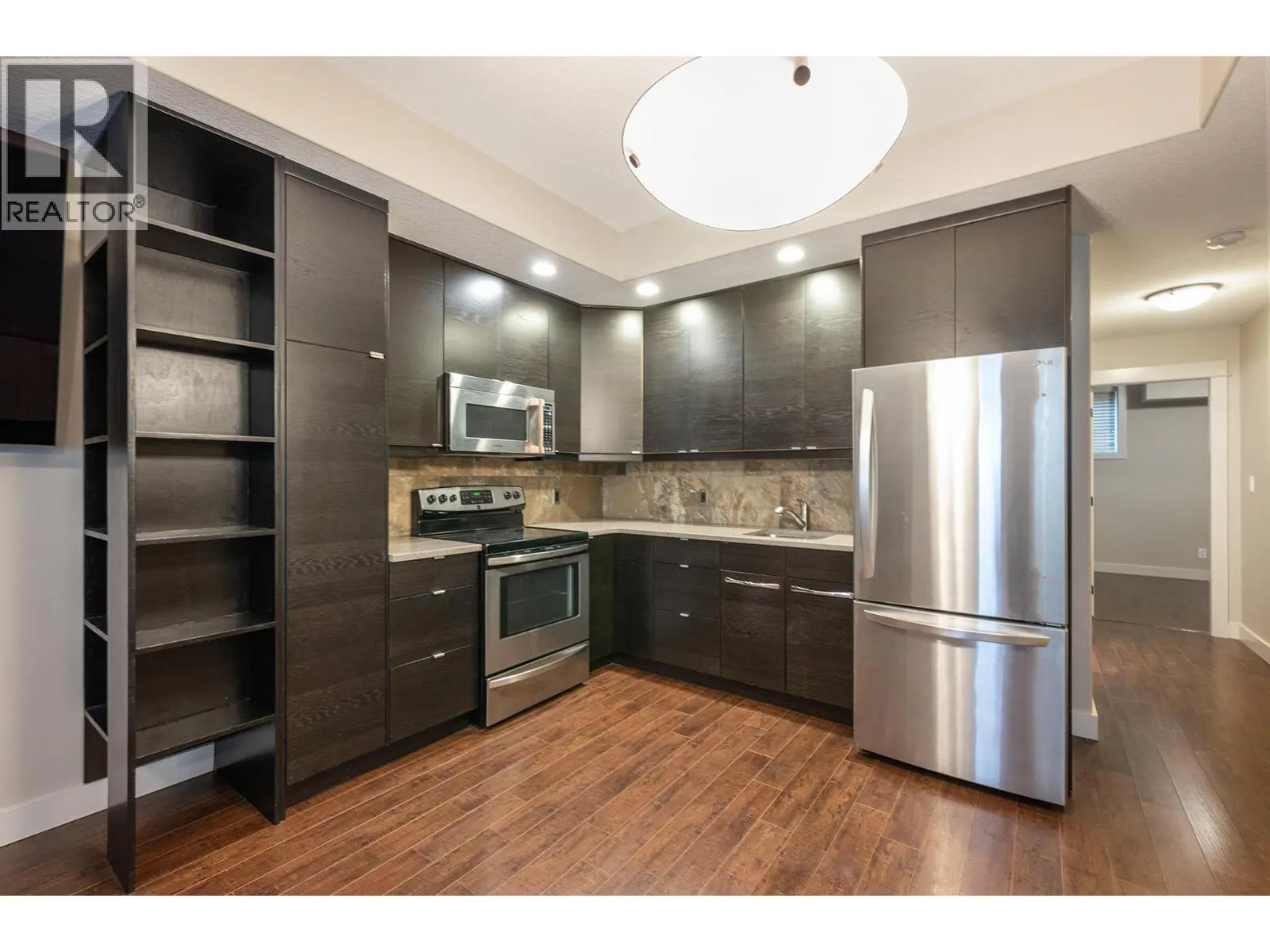 341 FERNIE Place