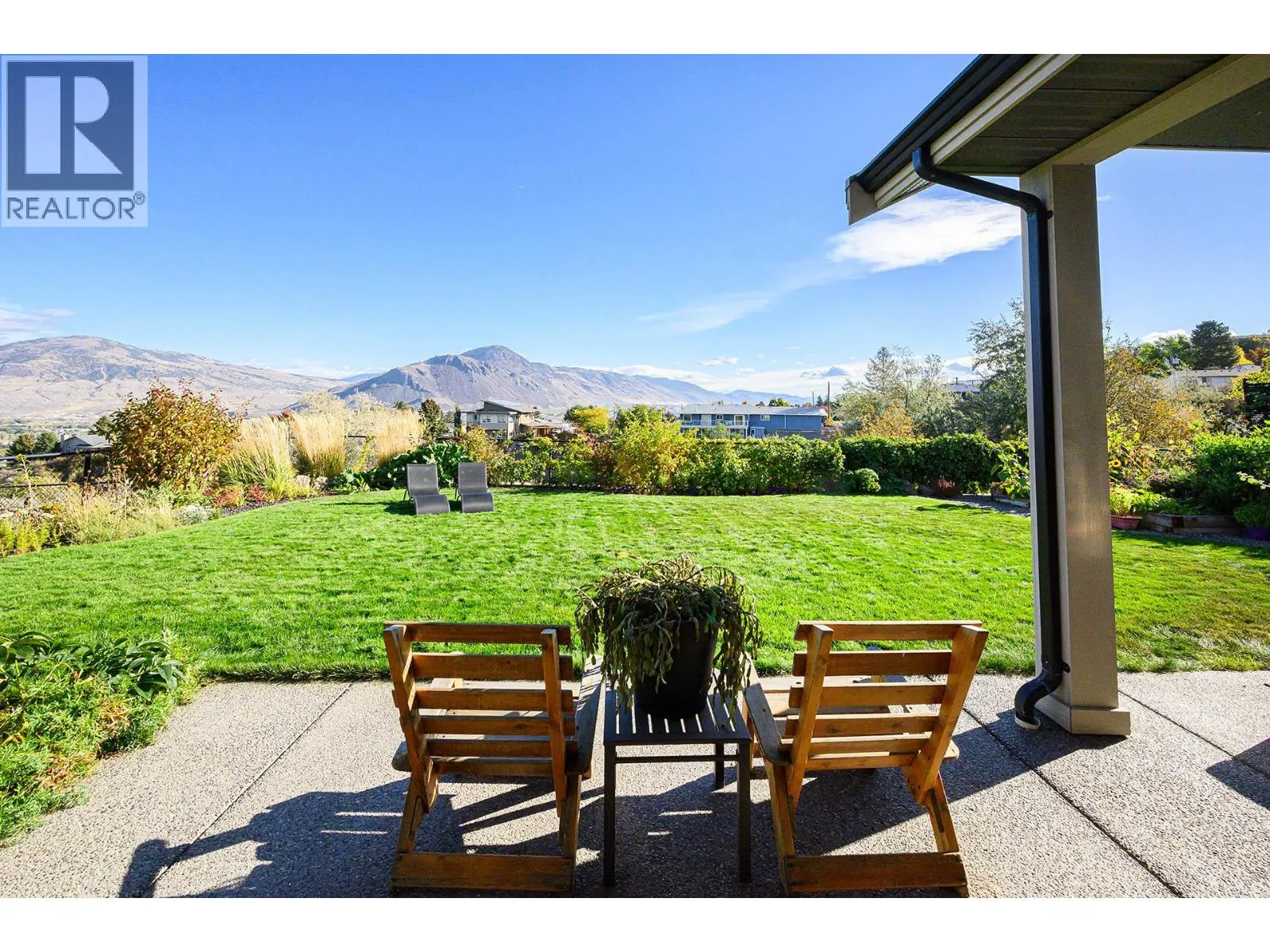 341 FERNIE Place