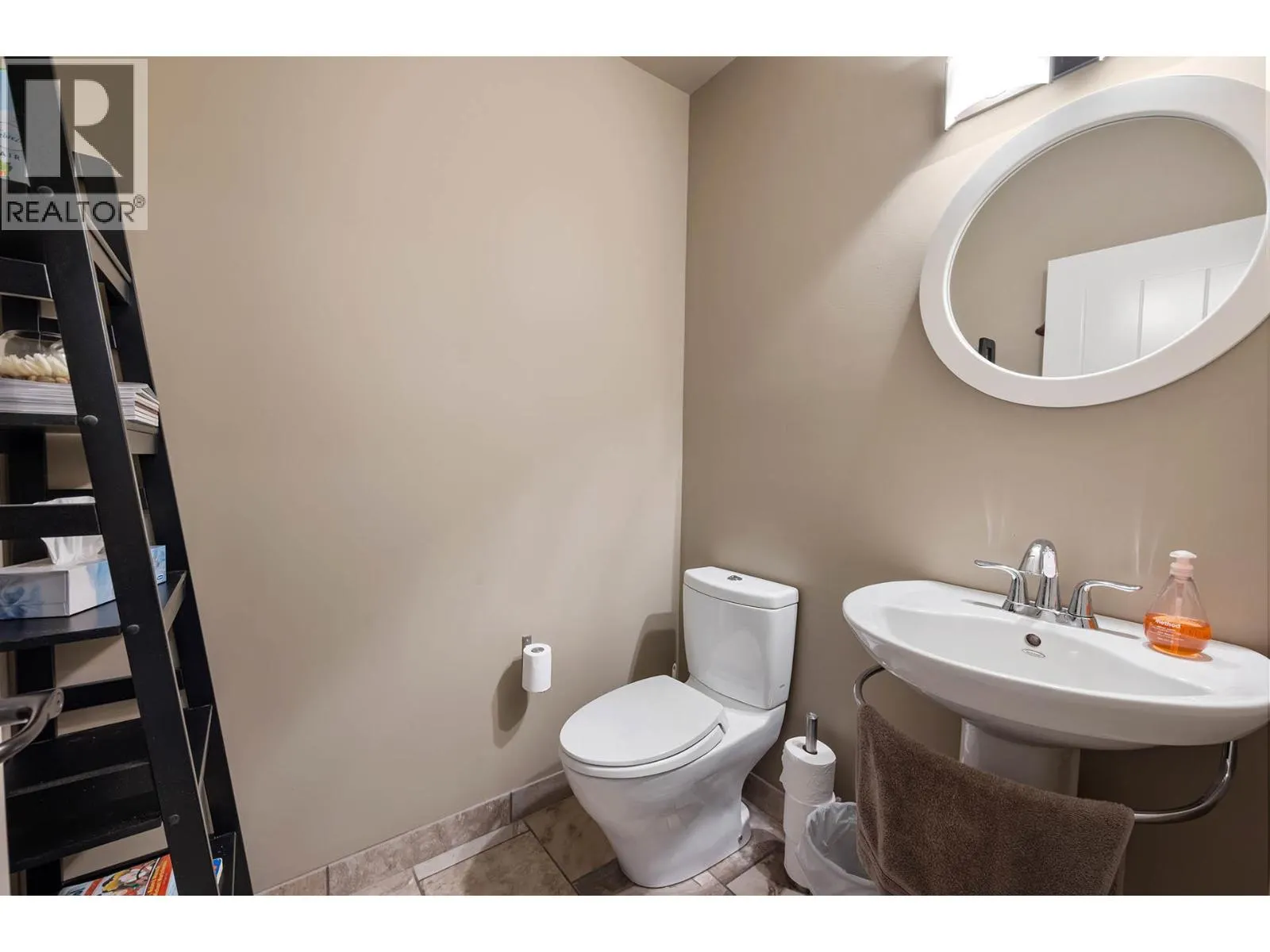 341 FERNIE Place