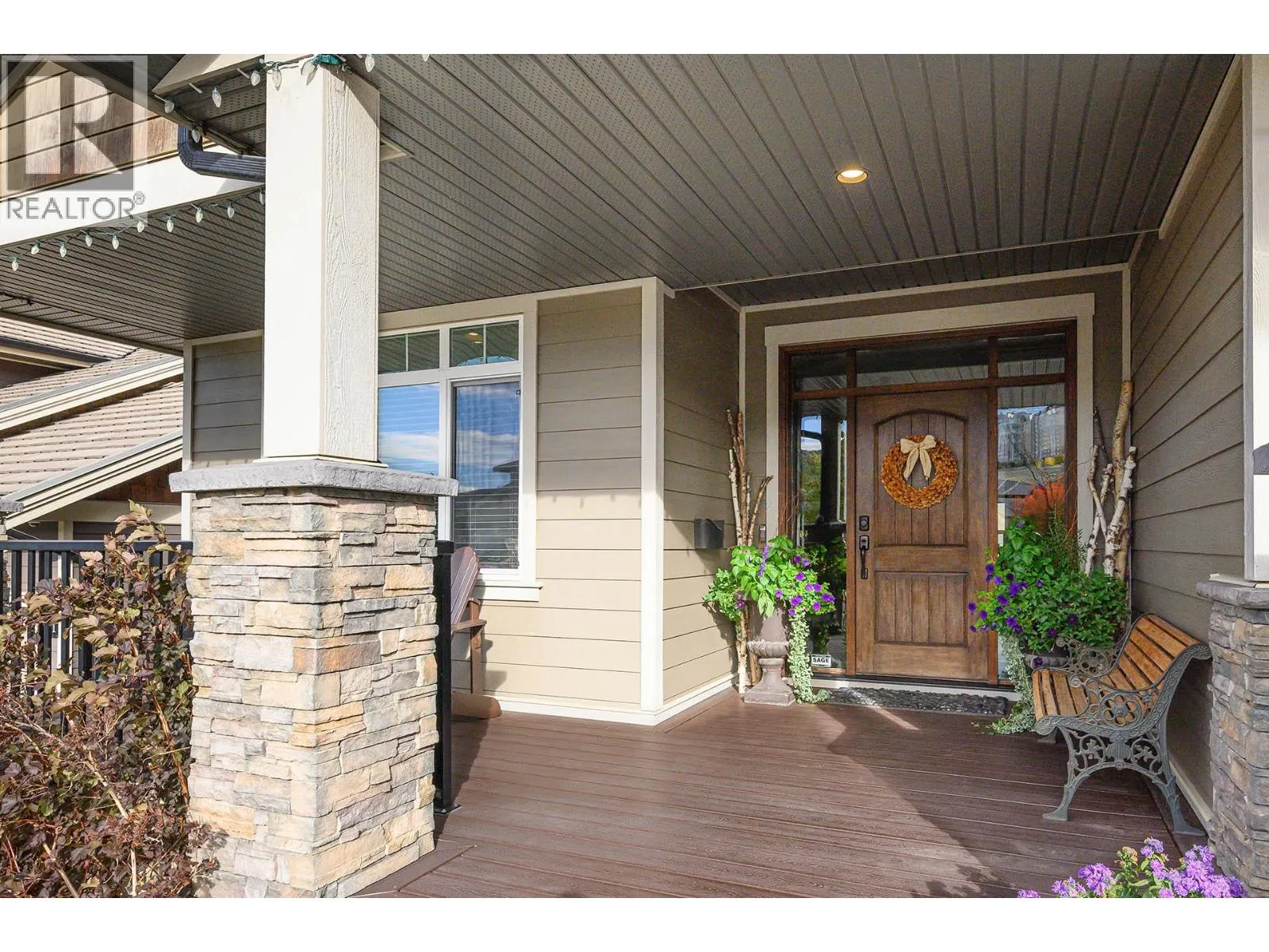 341 FERNIE Place