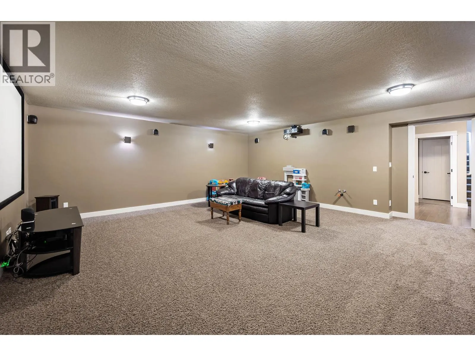 341 FERNIE Place