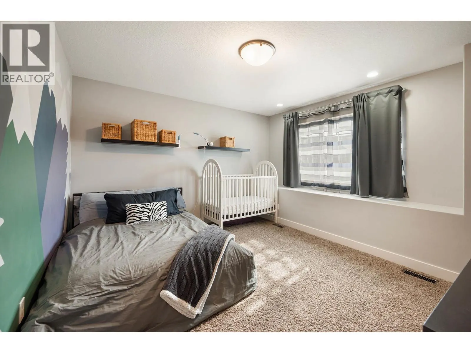 341 FERNIE Place