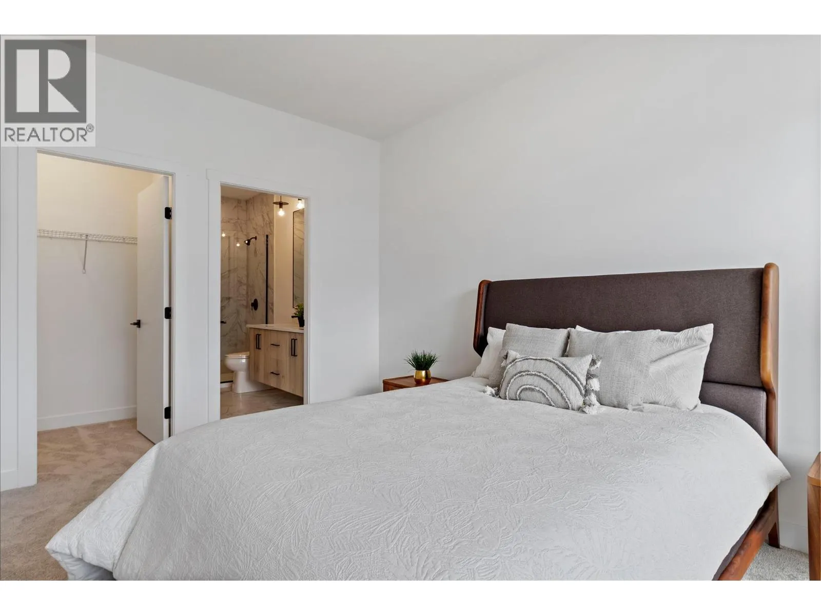 2735 Shannon Lake Road Unit# 203