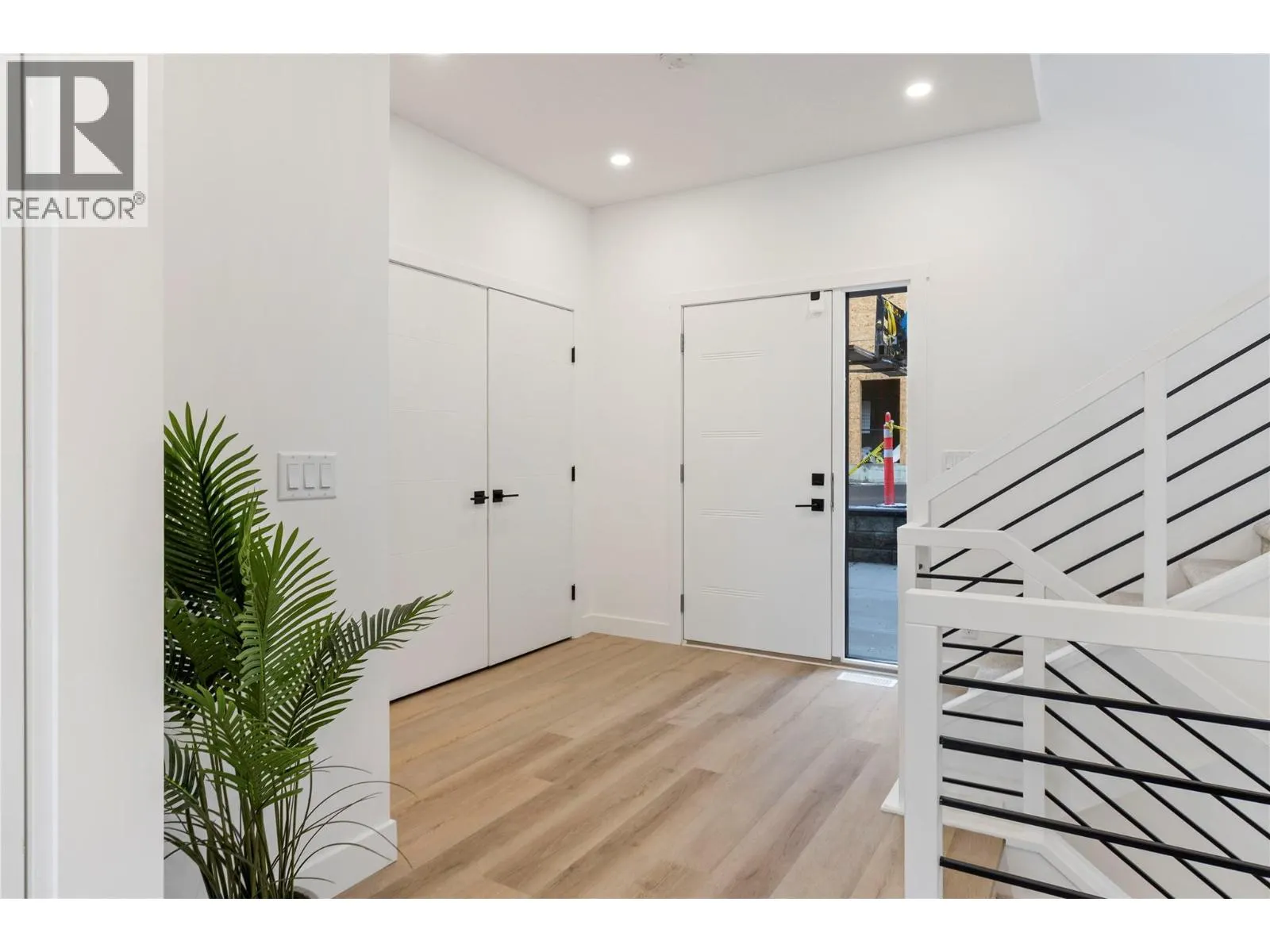 2735 Shannon Lake Road Unit# 203
