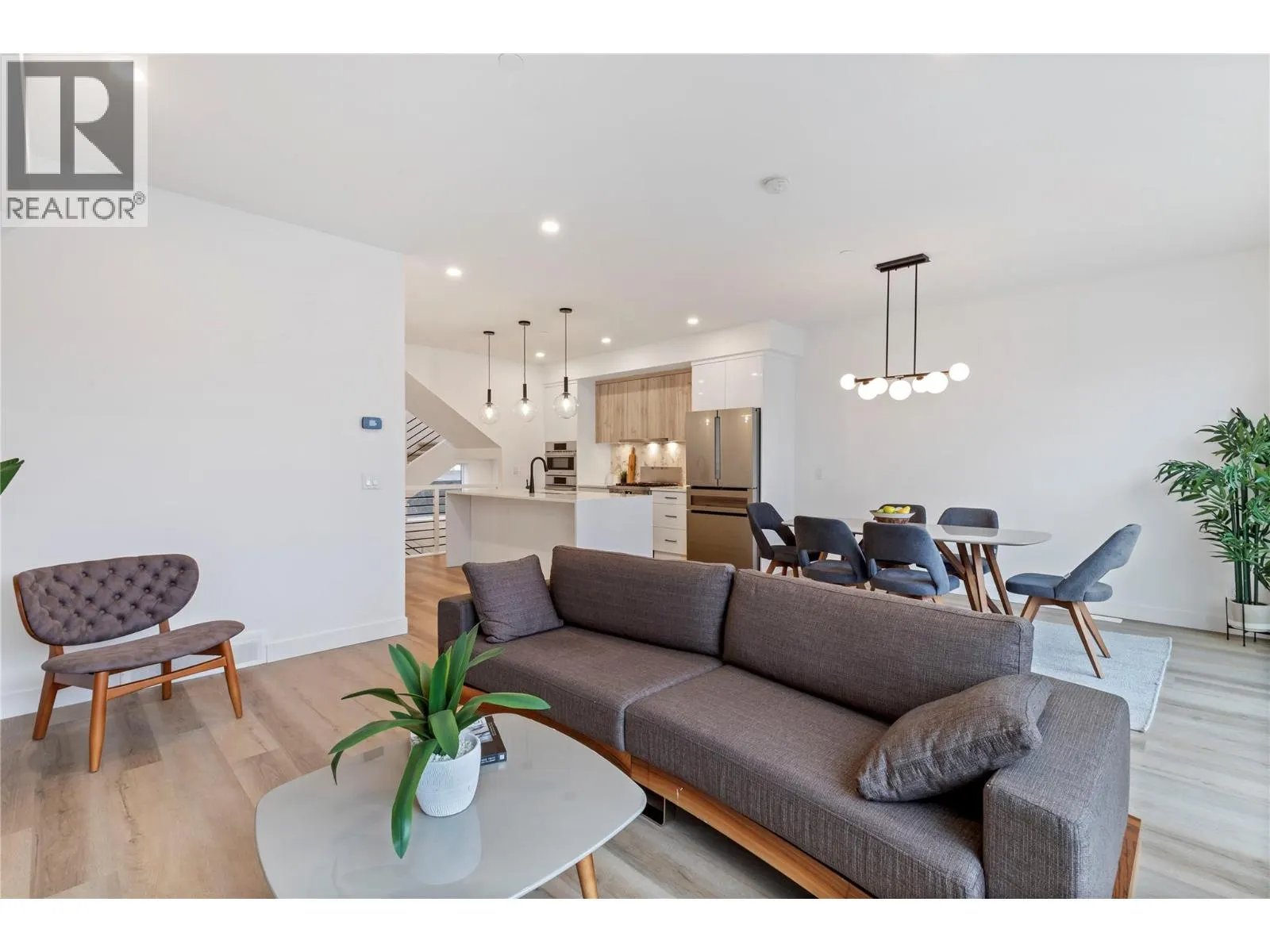 2735 Shannon Lake Road Unit# 203