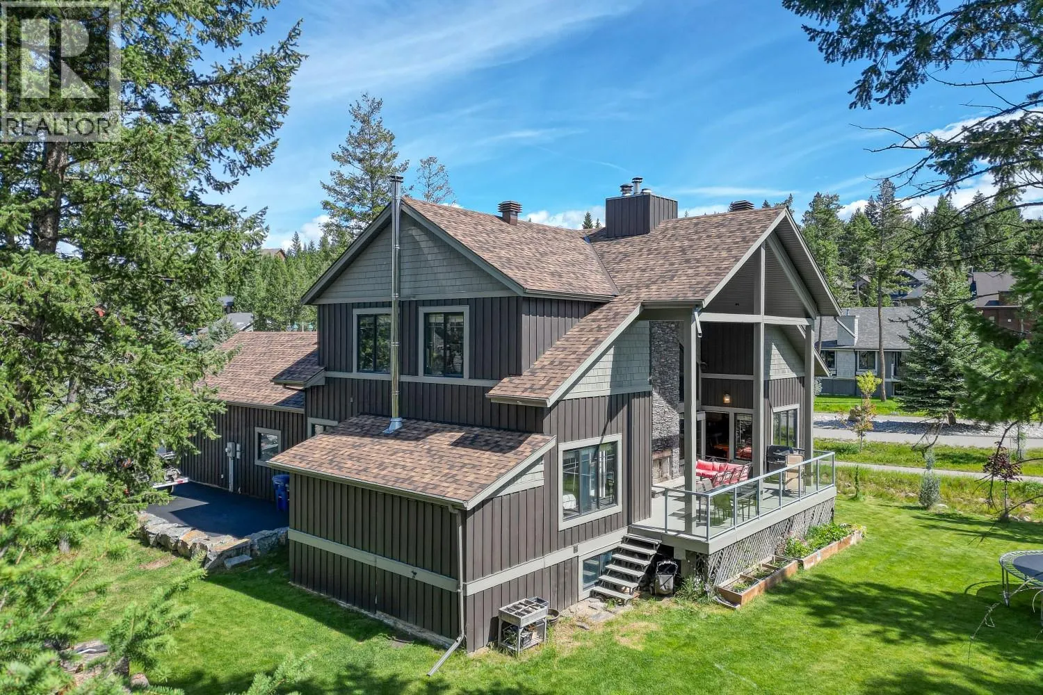2576 Sandstone Green