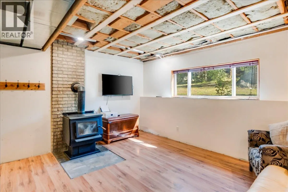 2485 Upper Gibson Road