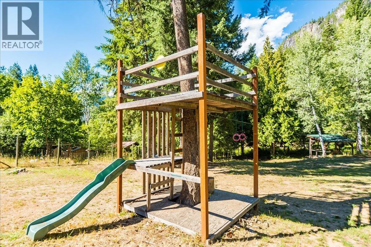 2485 Upper Gibson Road