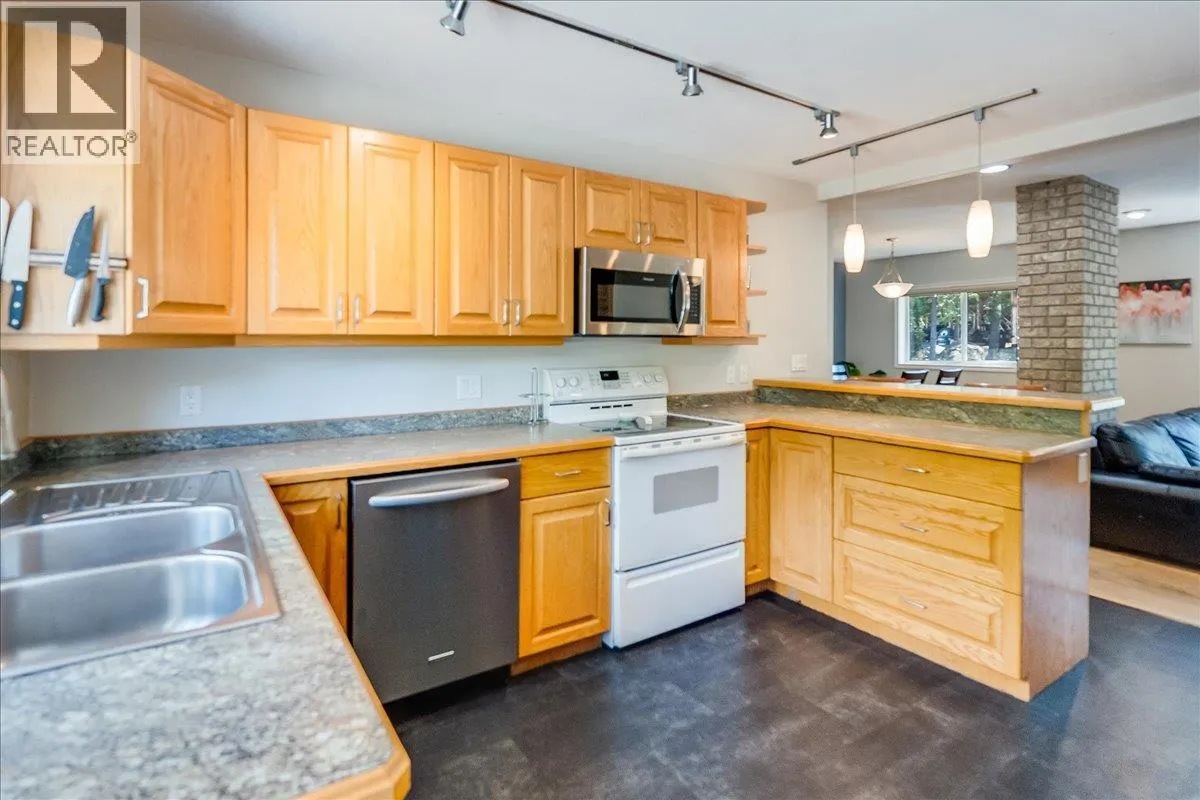 2485 Upper Gibson Road