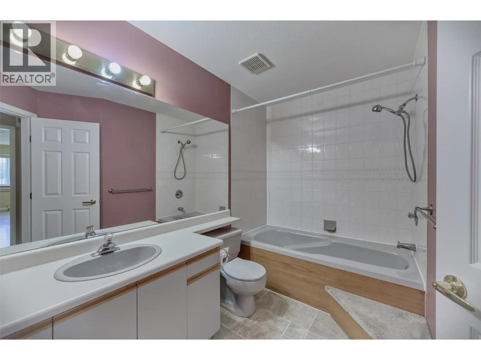 4231 Oleander Drive Unit# 31
